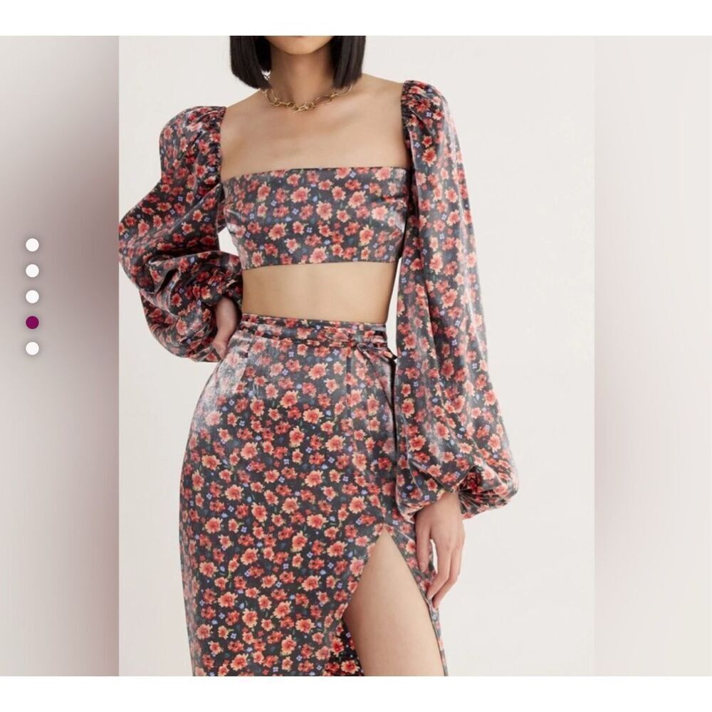 Revolve x rumer soraya crop size medium m3